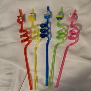 NEW 5 PIECE AMONG US CURLY STRAW SET